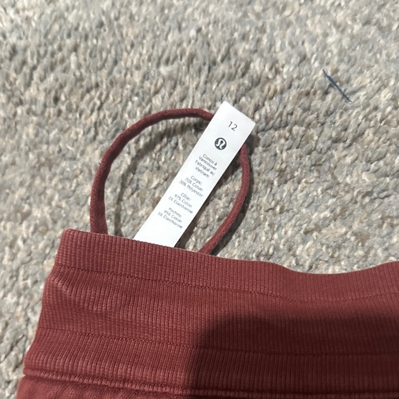 Lululemon Red Joggers - Picture 3 of 4
